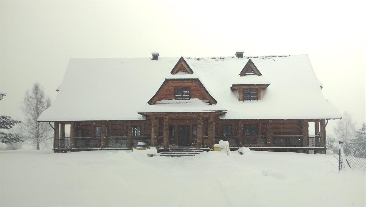 Hotel Chochlik Ustrzyki Dolne Exterior foto